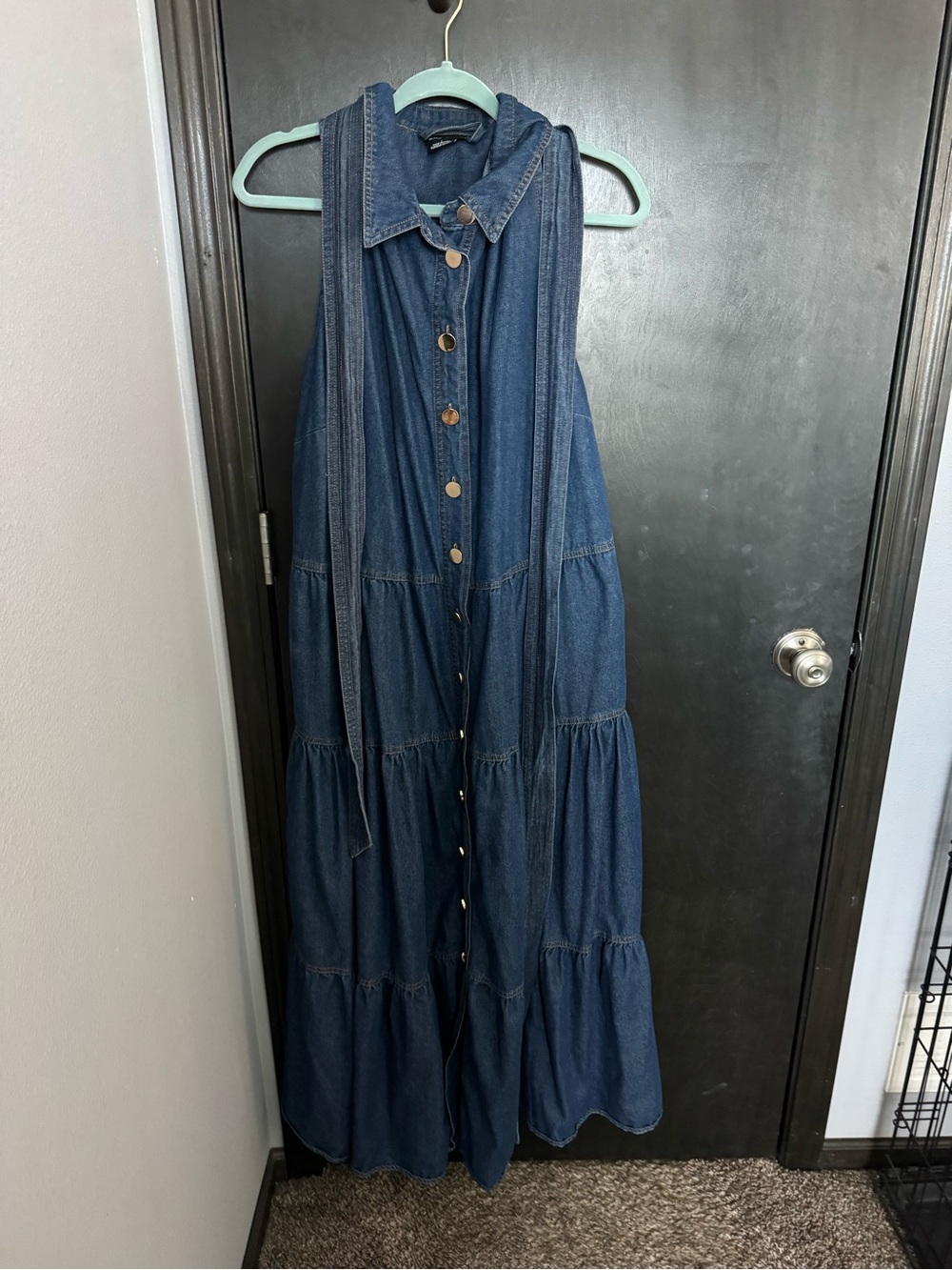 City Chic Navy Sleeveless Tiered Button-Front Denim Maxi Dress with Tie Belt - Picture 6 of 8